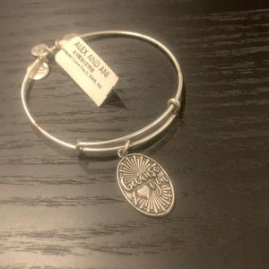 Alex and Ani Bracelete - Because I love you
